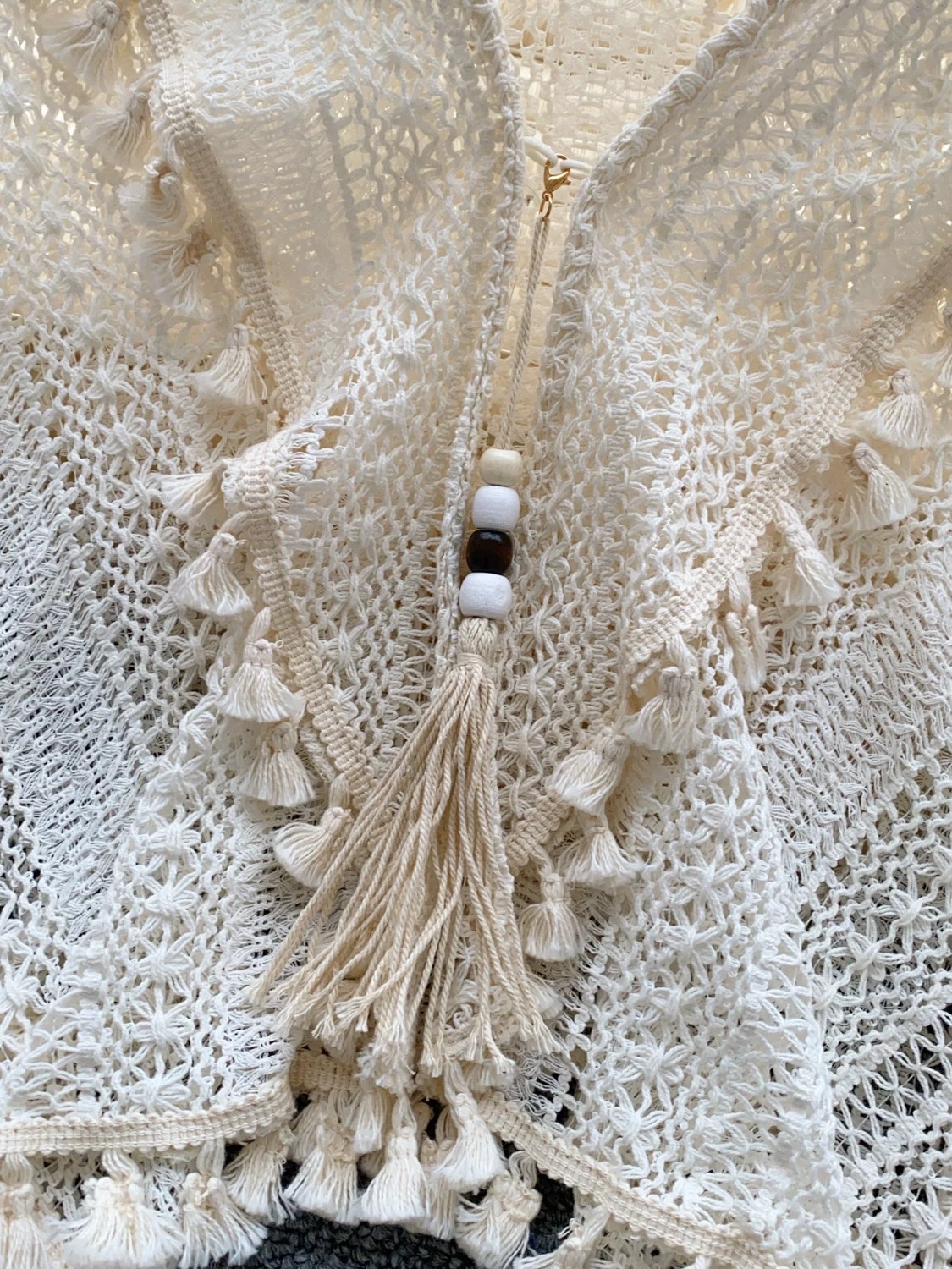 Romance awaits shawl top KTO189 images